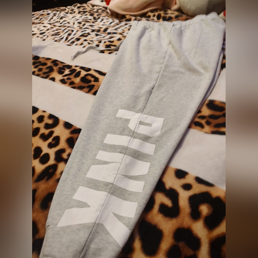 PINK Victoria's SecretJoggers